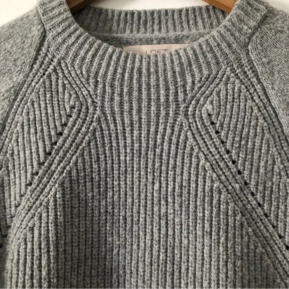 LOFT Gray Textured Sweater - Picture 2 of 5